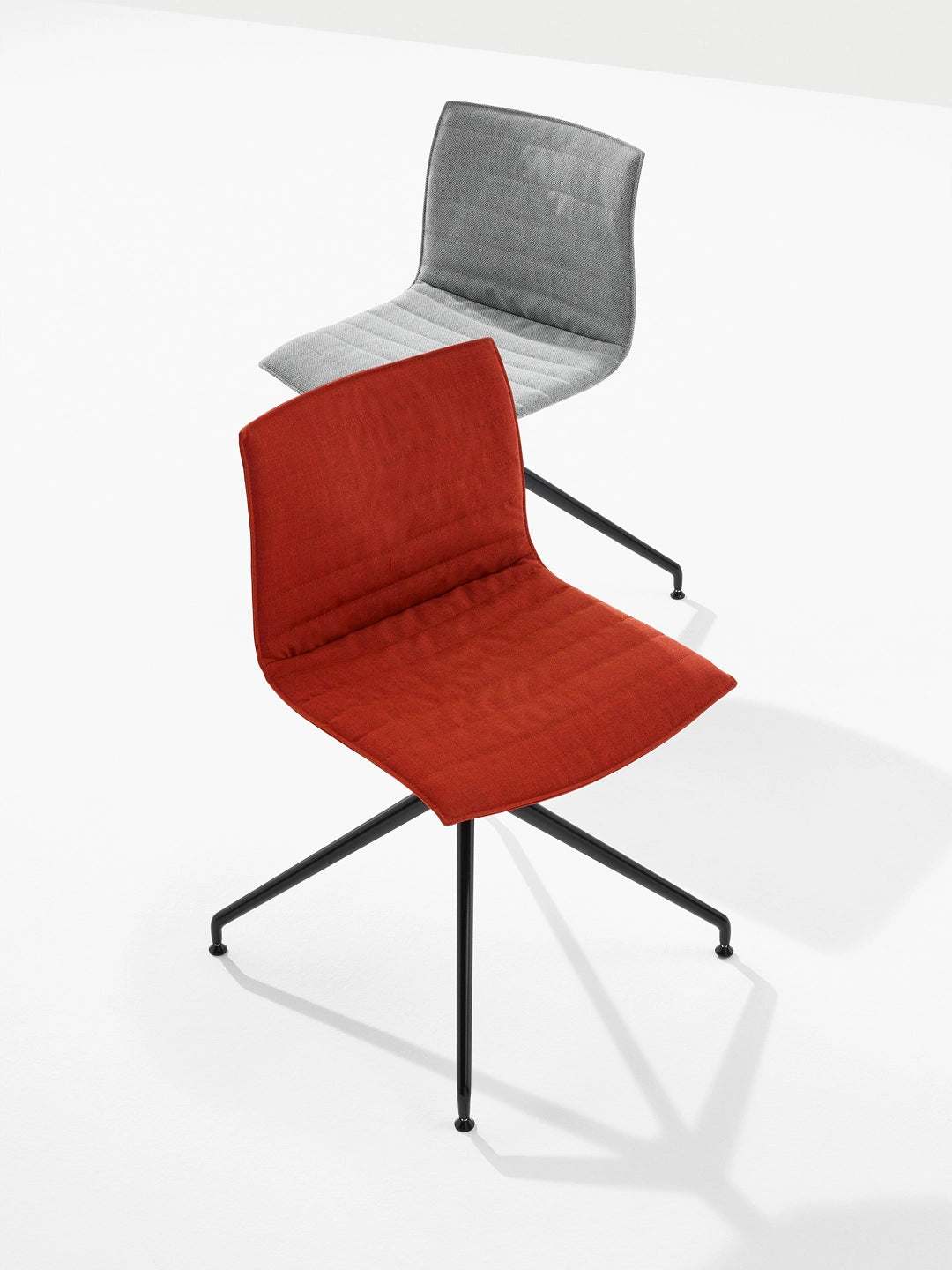 Catifa (Re) 46 - Design by Lievore Altherr Molina