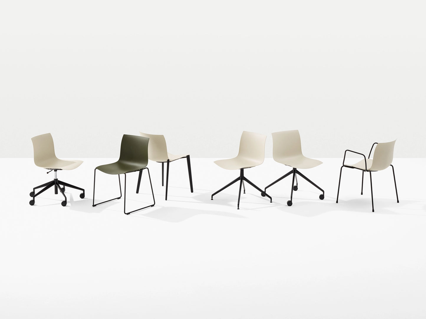 Catifa (Re) 46 - Design by Lievore Altherr Molina